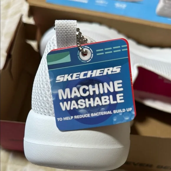 Skechers White Slip-On Sneakers 10 Wide - Picture 7 of 7